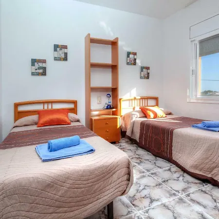 Isamar By Interhome فيلة Les Tres Cales